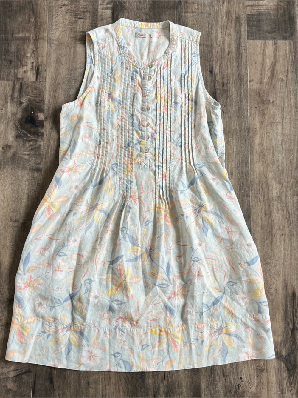 Faherty Floral Pintuck Dress Women’s Small  Tencel Pastel Sundress w/ Pockets